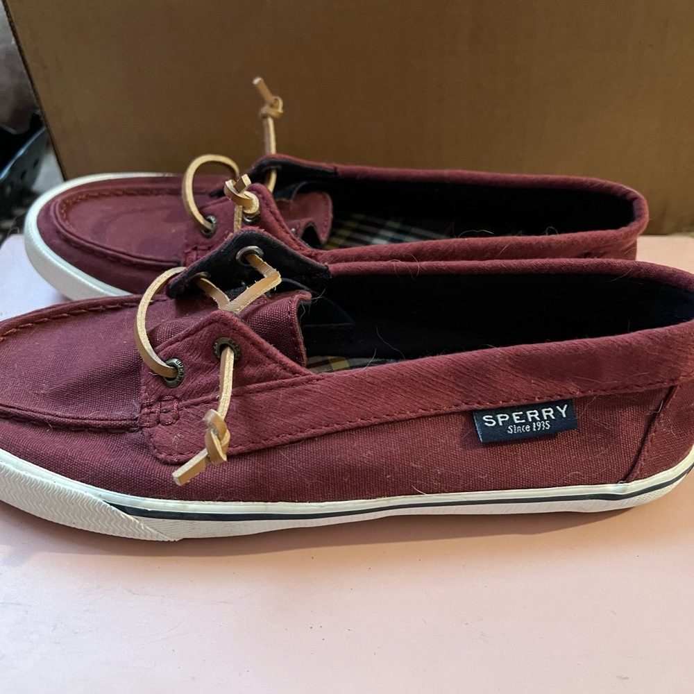 Women sperry - Picture 2 of 6